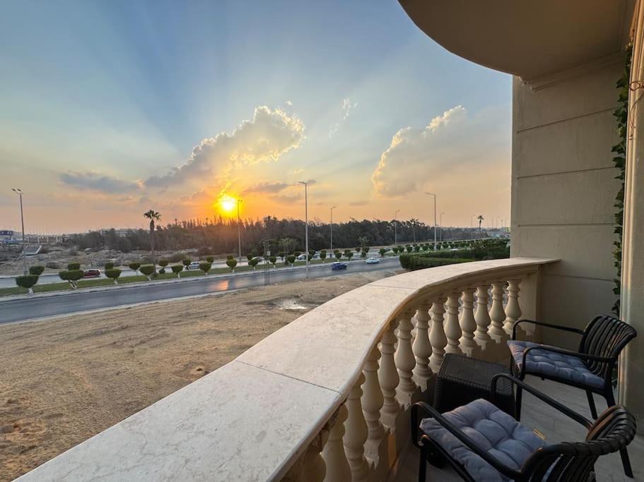 Luxury 3Br Apartment West Somid, Giza 6th of October City ภายนอก รูปภาพ