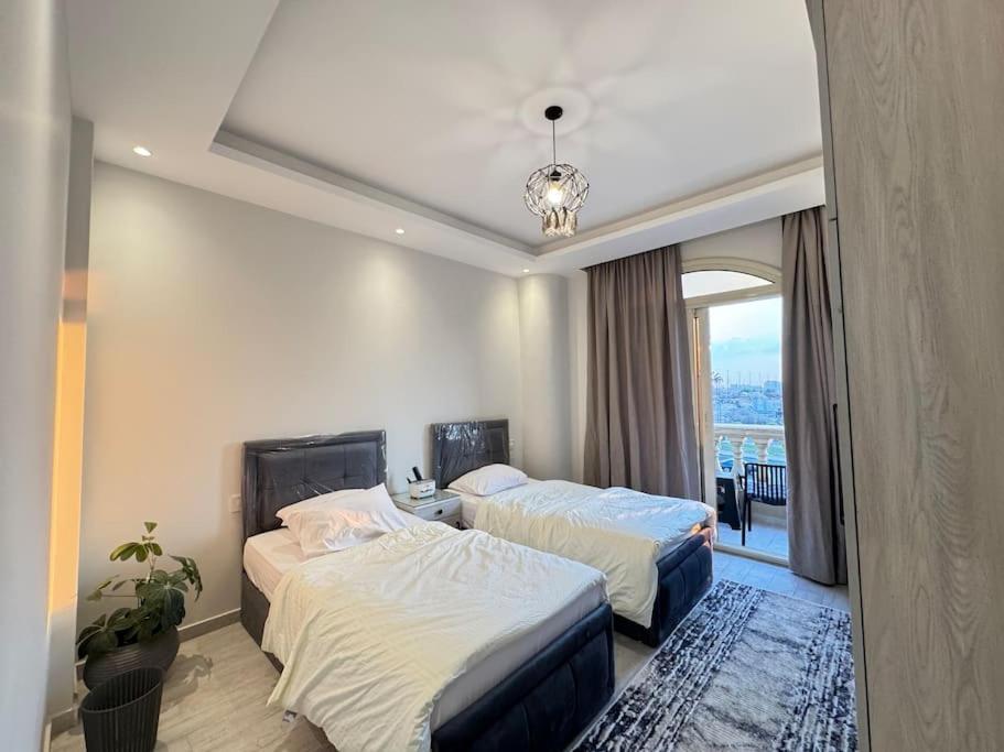 Luxury 3Br Apartment West Somid, Giza 6th of October City ภายนอก รูปภาพ